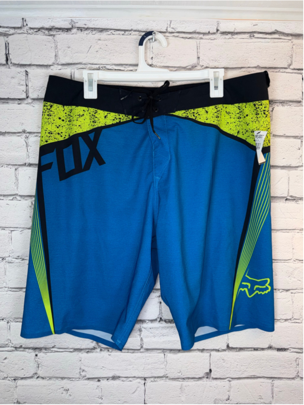 Men’s Fox Racing Vert Board Shorts size 38 NEW Electric Blue Green Unlined Surf